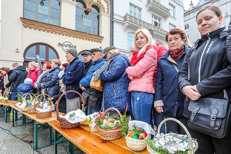 BS KR 20180331 IMGL2829