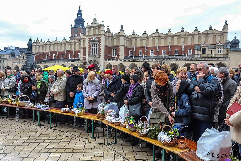 BS KR 20180331 IMGL2897