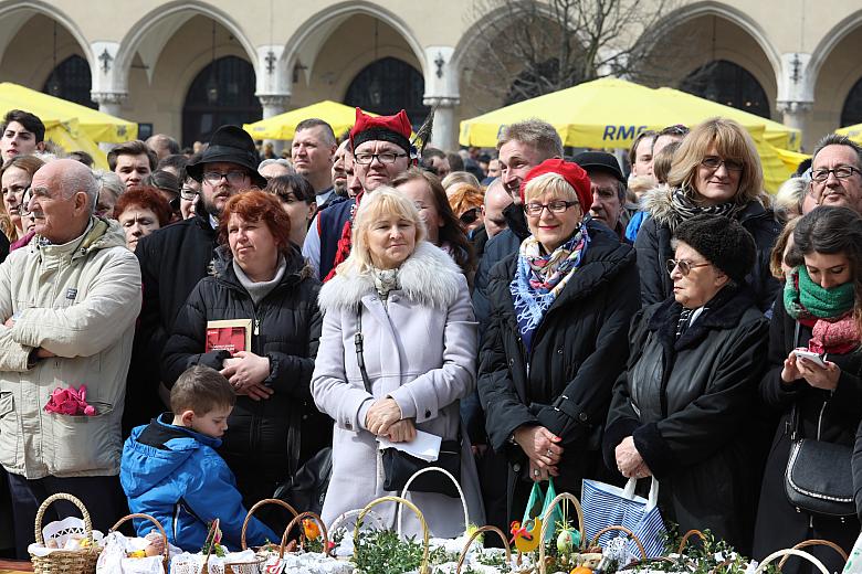 BS KR 20180331 IMGL2994