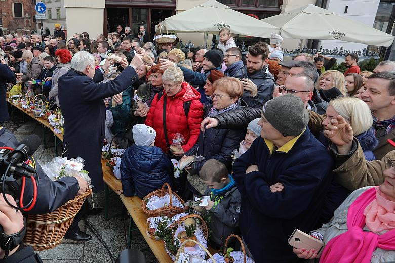 BS KR 20180331 IMGL3197