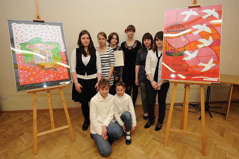 Laureatki konkursu otrzymały dyplomy i nagrody rzeczowe, zaś zwycięskie projekty będziemy już wkrótce oglądać w mieście, bowiem 