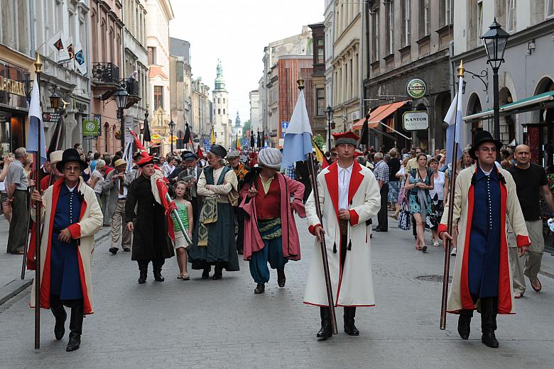 Konik zwierzyniecki - jak także go zwą - ma swoich kompanów...