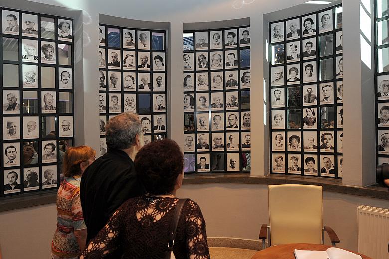 Miejsce to jest drugim - obok Muzeum Powstania Warszawskiego w stolicy - narracyjnym muzeum historycznym w Polsce.