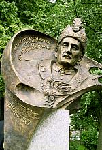 Popiersie Wincentego Bogdanowskiego, Króla Kurkowego A.D. 1964 i A.D. 1965, byłego Wiceprezydenta Miasta Krakowa
i Prezesa Brac