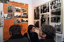 Kiedy w roku 1941 stworzono dzielnicę żydowską, "Apteka Pod Orłem" znalazła się w jej obrębie. 
Po wojnie właściciel 