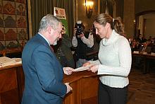 Podczas uroczystości Jacek Majchrowski, Prezydent Miasta Krakowawręczył, stypendia sportowe dla siedmiu najlepszych sportowców-a