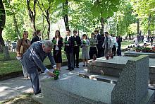 Zapalenie zniczy przez Prezydenta Miasta Krakowa Jacka Majchrowskiego.