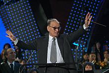 "Teksty Karola Wojtyły są piękne..." - stwierdził zainspirowany nimi kompozytor Ennio Morricone.
