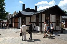 
Pochodząca z XIX wieku hala przy ulicy św. Wawrzyńca zaczęła pełnić nową funcję. 