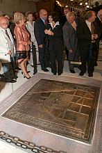  Cytat wybrali dwaj wybitni krakowscy uczeni, profesor Aleksander Krawczuk oraz profesor Jerzy Wyrozumski.