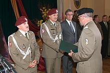 Nowym dowódcą 2. Korpusu Zmechanizowanego został generał dywizji Włodzimierz Potasiński. Decyzję ministra obu generałom przekaza