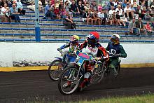 Rywalizowali zawodnicy, którzy ścigają się w nieprofesjonalnej lidze żużla.