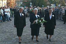 ...przedstawicielki Stowarzyszenia  Rodzin Ofiar Katynia Polski Południowej...