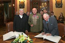 Medale Cracoviae Merenti dla Profesora Zdzisława Żygulskiego, PTG "Sokół" i SKOZK