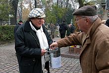 Bard Półwsia i Zwierzyńca, piosenkarz Aleksander Kobyliński, znany także jako Makino, już dwudziesty siódmy raz kwestował na cme