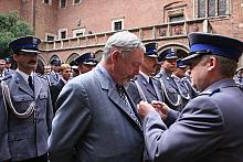 Wręczano resortowe odznaczenia - jedno z nich otrzymał Prezydent Miasta Krakowa Jacek Majchrowski - oraz...