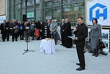 Moderatorem uroczystości był ks. Andrzej Augustyński, Pełnomocnik Prezydenta Miasta Krakowa do spraw Młodzieży.