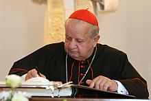 ...który również złożył swój podpis w "Księdze".