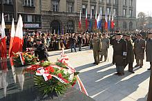 Jako pierwsi składali przedstawiciele Wojewódzkiej Rady Kombatantów i Osób Represjonowanych oraz Porozumienia Organizacji Kombat