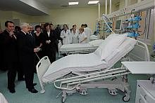 Goście podziwiali nowoczesny sprzęt i aparaturę medyczną.