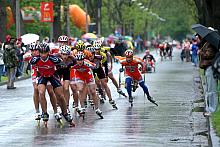 W Maratonie brali udział także rolkarze.