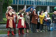 "Prawdziwemu" maratonowi towarzyszył III Mini Maraton. Biorący w nim udział zawodnicy musieli mieć ukończone 12 lat. D