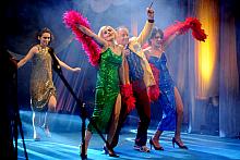 Jerzy Fedorowicz w towarzystwie Katarzyny Matusik i Joanny Muchy wykonał "Meleksem w noc" autorstwa Pawła Szumca.