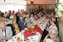 ... której wystąpienie przyjęto gorącymi oklaskami.