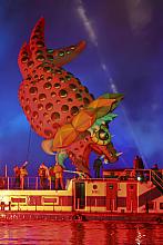 O godzinie 21.45 na zakolu Wisły pod Wawelem rozpoczęło się naprawdę Wielkie Widowisko. 