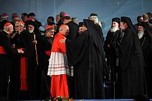 ...przekazali sobie znak pokoju...