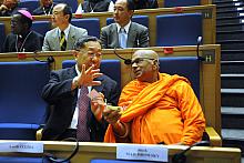 W fotelach zasiedli przedstawiciele wielu religii...