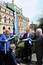 Uroczyste nadanie nazwy skwerowi im. Jacka Woźniakowskiego