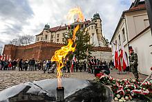 BS KR PL 20171111 033A1904