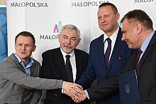 Podpisanie umowy na zagospodarowanie Przylasku Rusieckiego