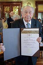 Wręczenie tytułu Honorowego Obywatela Miasta Krakowa prof. Gabrielowi Turowskiemu