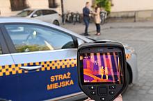 Przekazanie straży miejskiej samochodu przeznaczonego do badania zanieczyszczenia powietrza