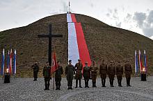 Uroczysty Capstrzyk pod kopcem Józefa Piłsudskiego