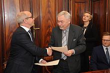 Podpisanie listu intencyjnego deklarującego zamiar współpracy Urzędu Miasta Krakowa i ArcelorMittal Poland S.A., mającej na celu poprawę jakości powietrza w Krakowie